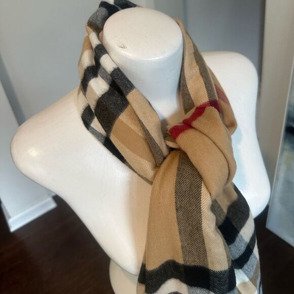 V. Fraas Plaid Cashmink Scarf - Picture 2 of 5